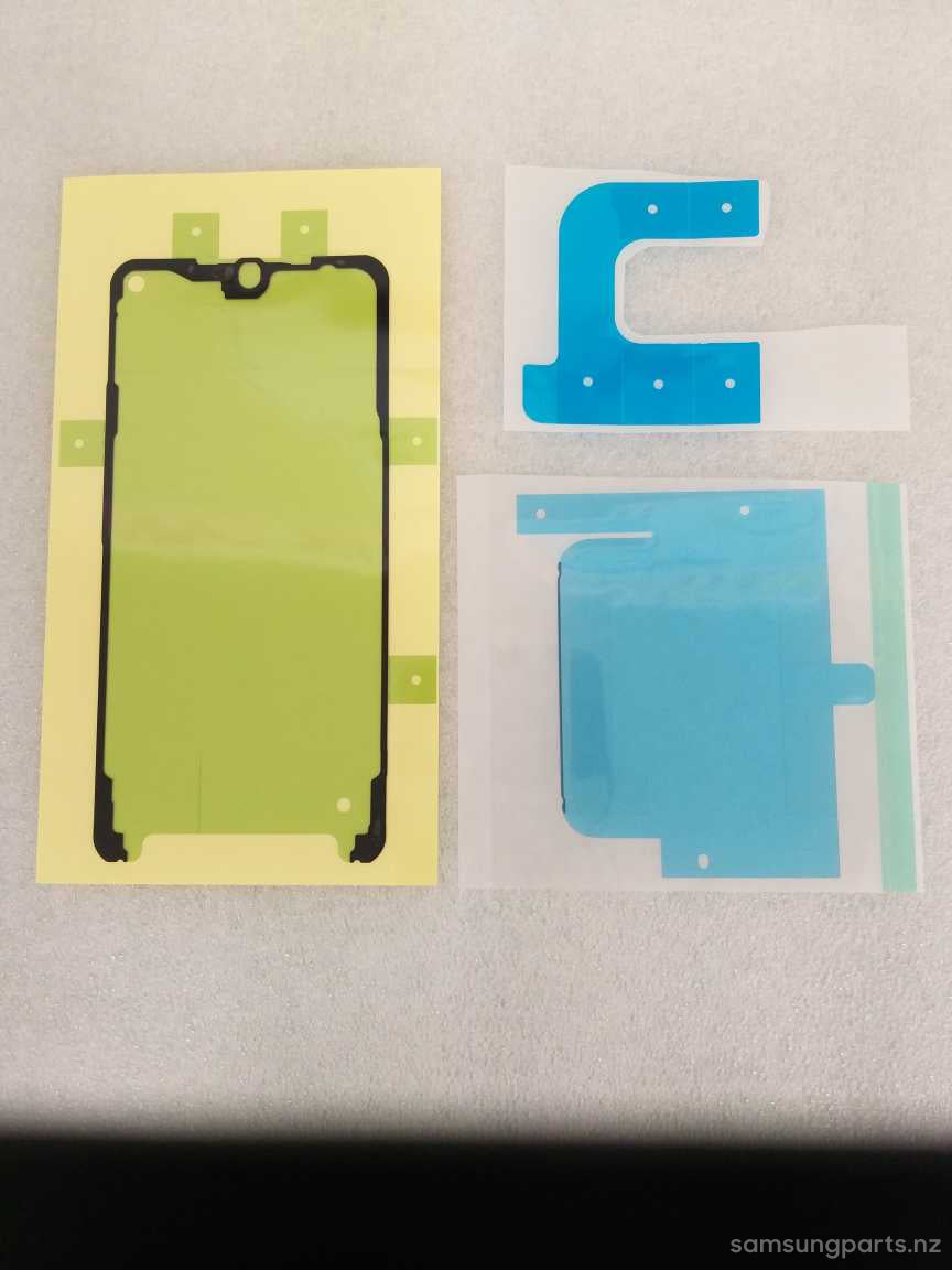 Samsung Mobile Galaxy S23 Complete Frame / Rear Housing (Lime) - GH82-30245A
