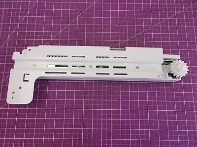 DA97-17579B RAIL D'ASSEMBLAGE - BAS GAUCHE