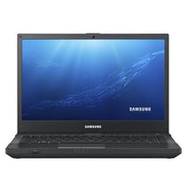 Samsung NP300V4AA03US : ordinateur portable ultra-mince de 14 pouces avec batterie longue durée et écran LED.