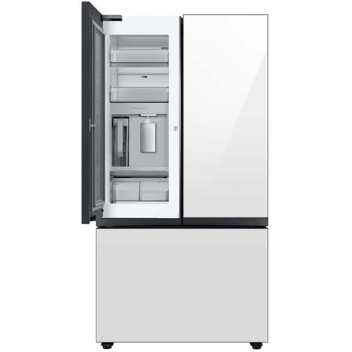 Réfrigérateur Samsung RF30BB660012AA - Réfrigérateur 4 portes sur mesure de 30 pi³ avec triple refroidissement, panneau de commande tactile et mode économie d'énergie IA.