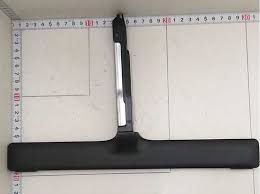 Couvercle en P du support d'assemblage Samsung BN96-50984A en haut à gauche ; 75